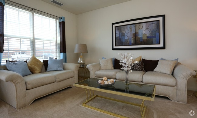 Photo - College Square Townhomes Apartments