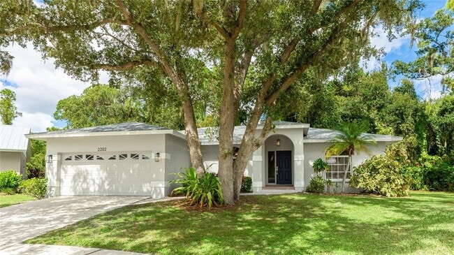 Building Photo - 2202 Cork Oak St W