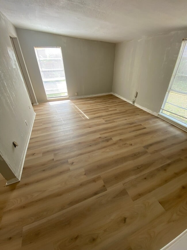 Photo - 2942 Heritage Colony Dr