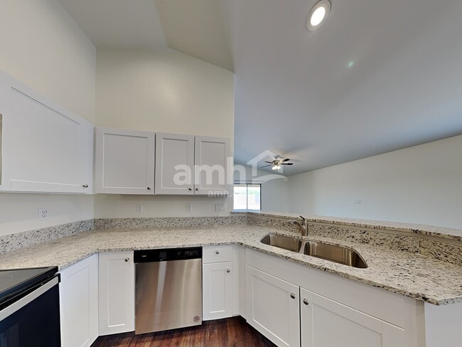 Photo - 7918 S Clarkson Ct