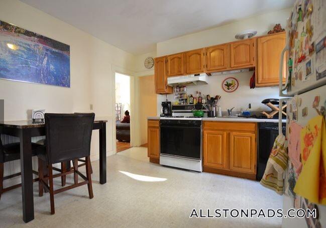 Photo - 44 Easton St Unit 2