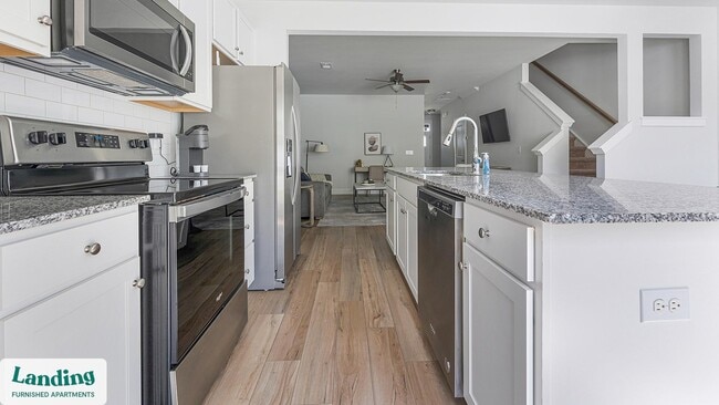 Photo - 1060 Orangeburg Rd Unidad 167