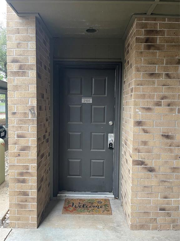 Building Photo - 8888 Tallwood Dr Unit 2105 Rental