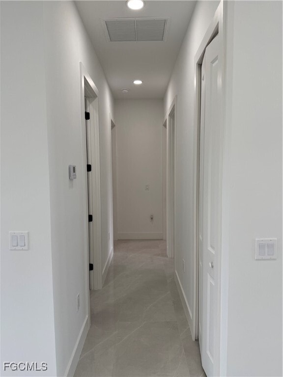 Photo - 1037 Macy St E