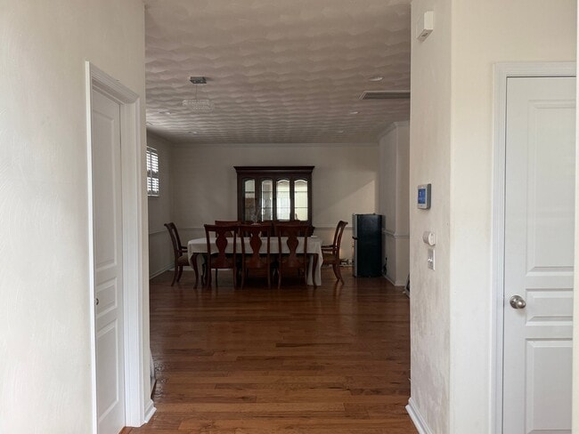 Photo - 108 Tucker Dr