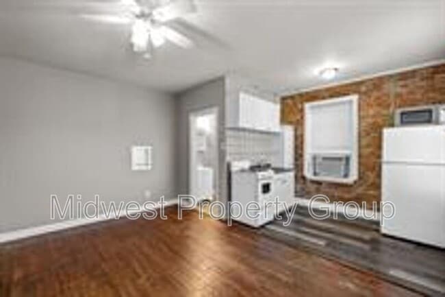 Building Photo - 1103 N 2nd St