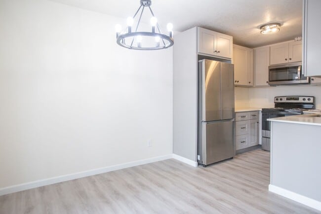 Photo - Fully remodeled 3 Bedroom 2.5 Bath in Gast...