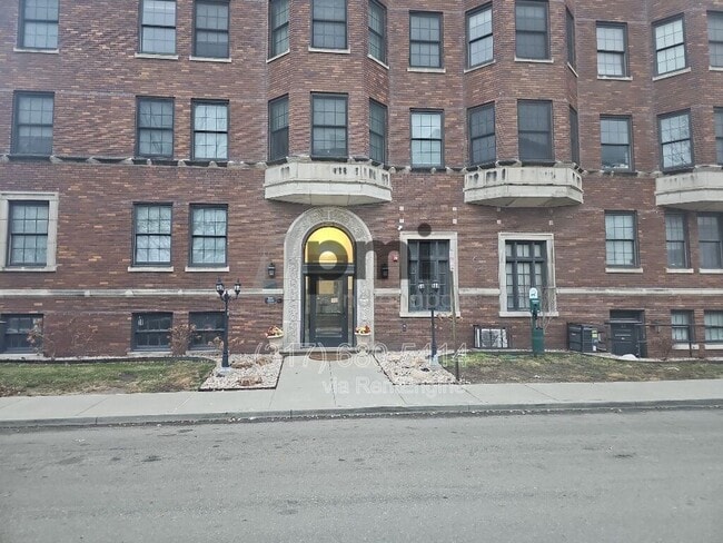 Photo - 1 W 28th St Unit 405