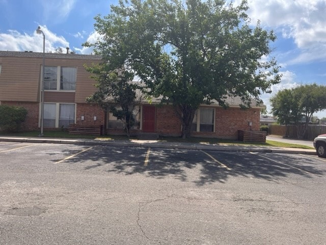 Photo - Glennwood Apartments