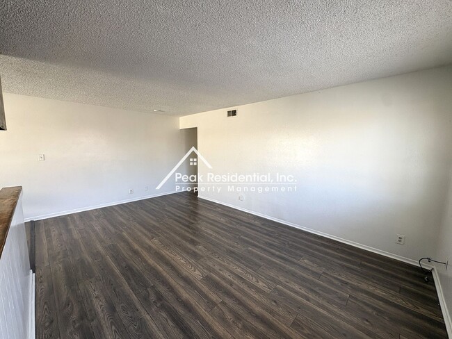 Photo - Nice 2bd/1b Apartment!