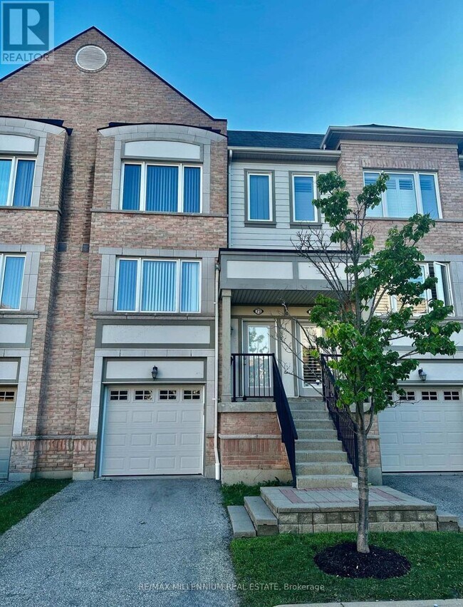 Photo - 3050 Erin Centre Blvd