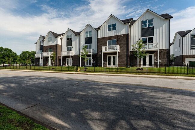 Photo - 5671 Sofias Cir