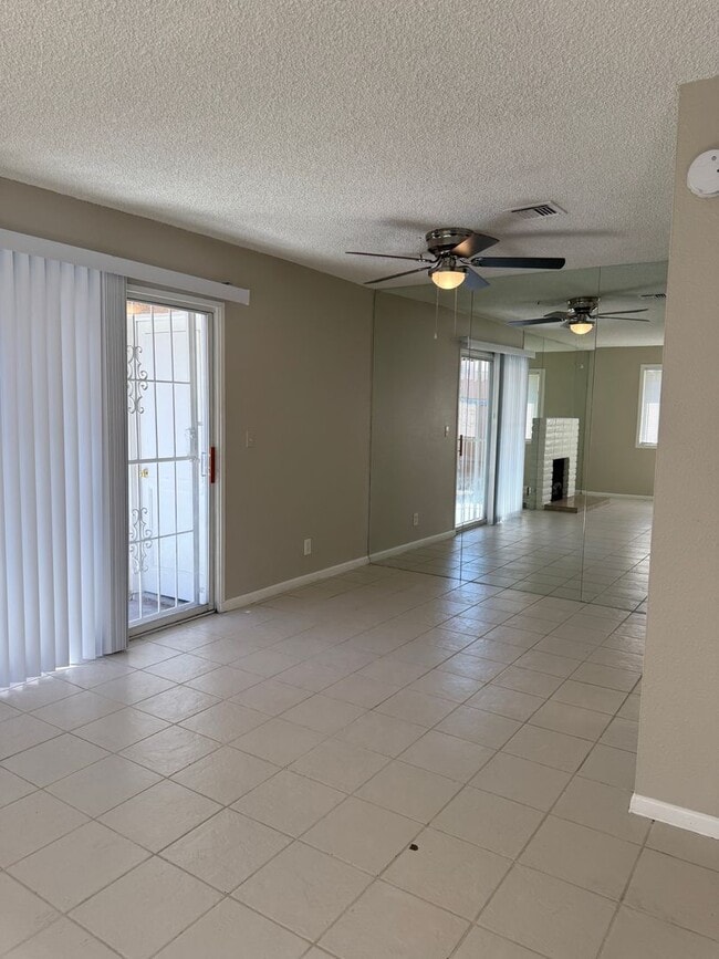 Photo - 3619 Villa Knolls E Dr Apartamento Unidad 3619 Villa Knolls East