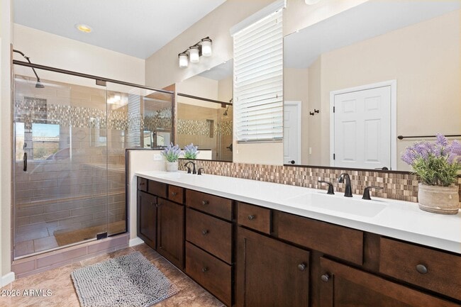 Photo - 3913 Gold Ridge Rd