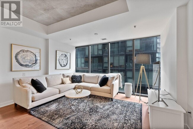 Photo - 629 King St W Unit 310