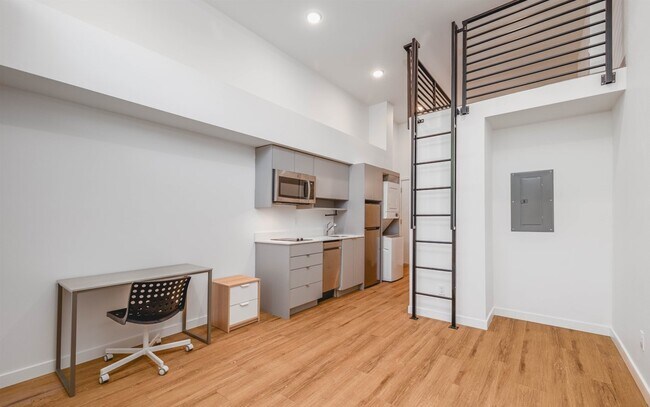 Photo - Thirty-One Apartments