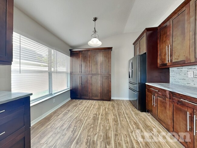 Photo - 14214 Edinburgh Moor Dr