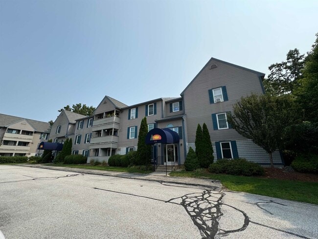 147 Eastern Ave Unit 104