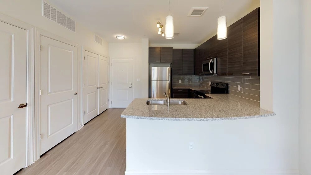 Photo - Fifth Street Place Apartments