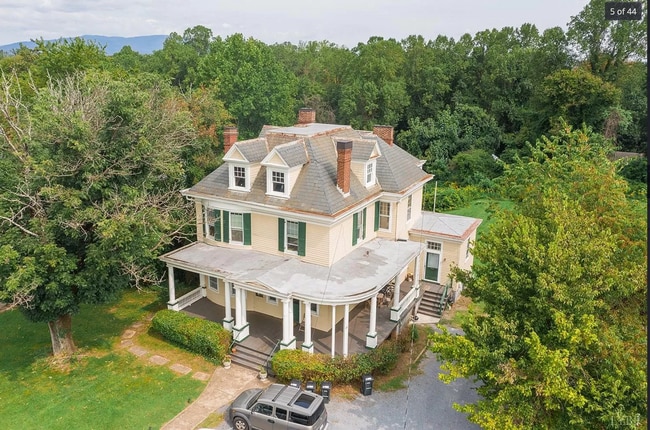Arial view - 2110 Rivermont Ave Unit 4
