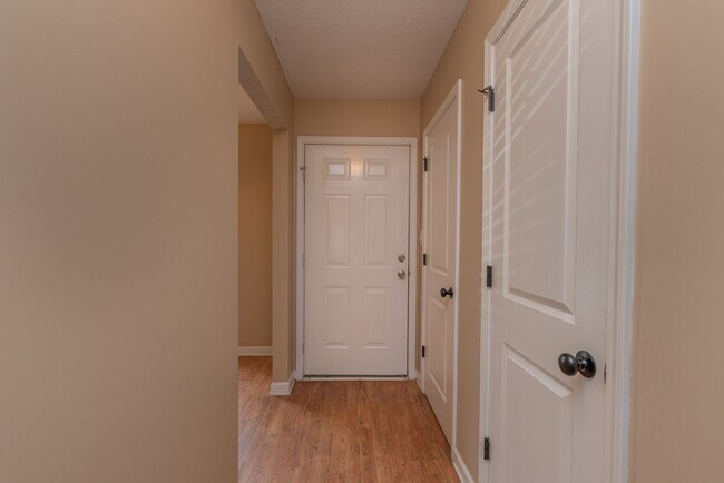 Photo - $1,150 - 2 Bed/2 Bath house in Harlem, with all appliances!