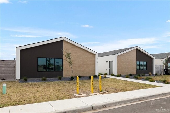 Photo - 18 Mile 6 Rd N Unit 1