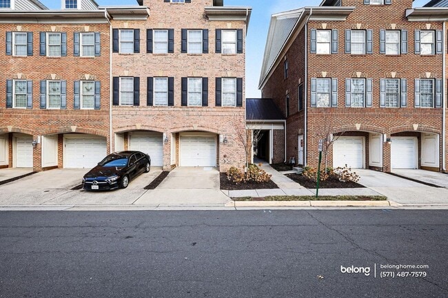 Photo - 4679 Red Admiral Way