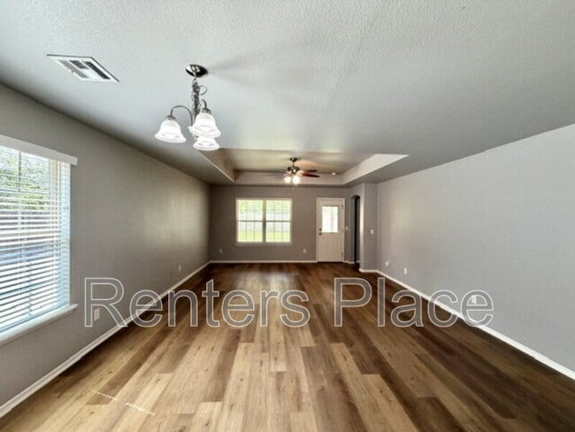 Photo - 416 E Birch St