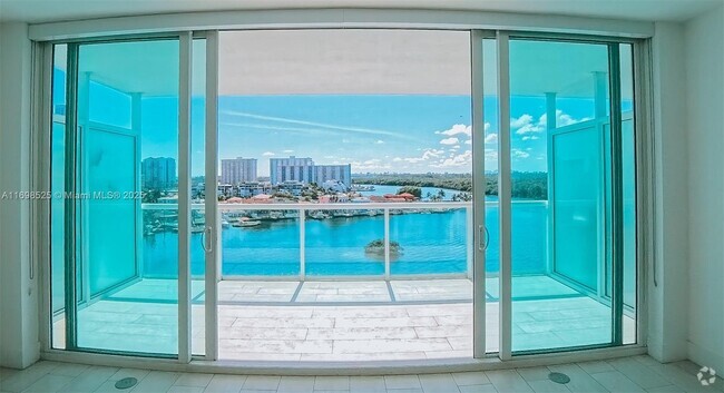 Building Photo - 400 Sunny Isles Blvd Unit 905 Rental