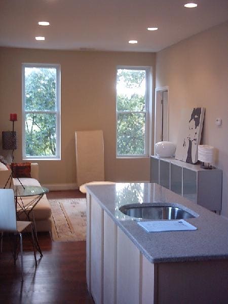 Photo - 1821 N Hermitage Ave