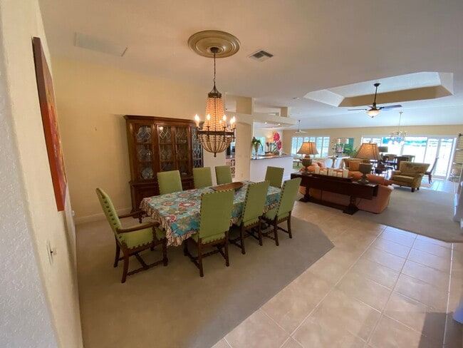 733 Winifred Way