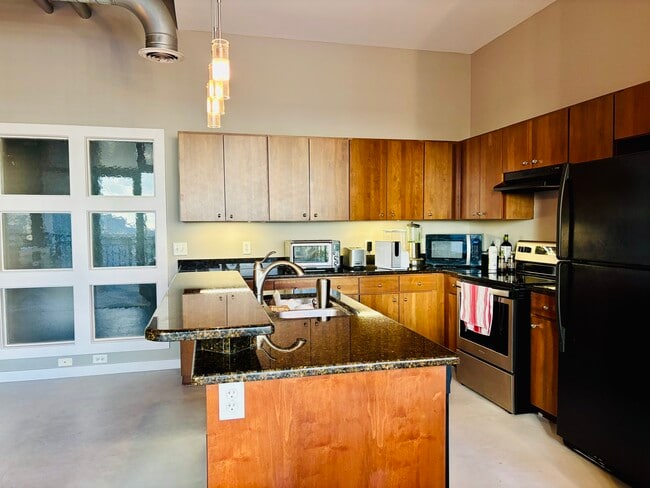 Building Photo - 175 2nd St S Unit Mcnulty Lofts  1115