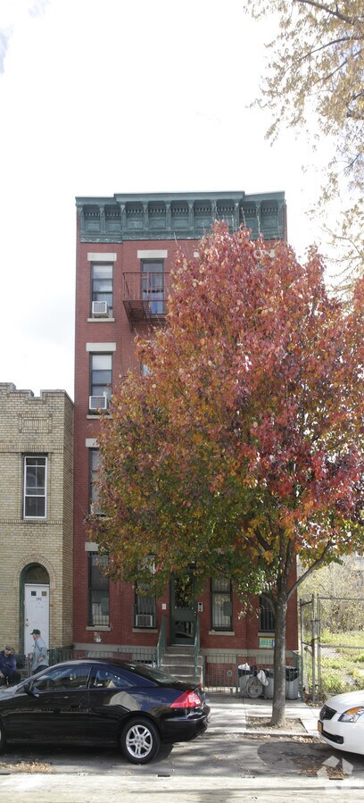 Photo - 193 Skillman St