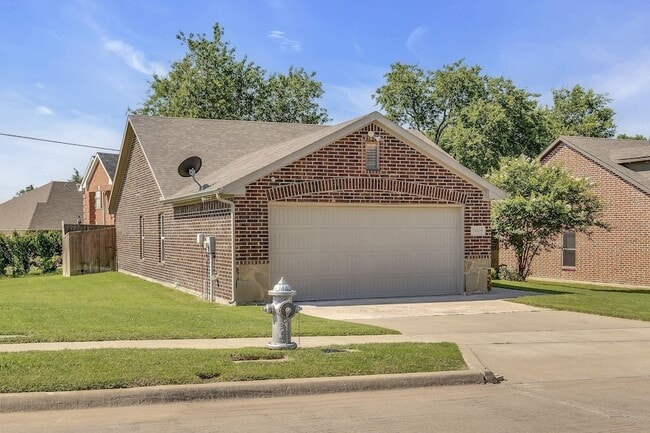 Photo - 3608 Brookstone Dr