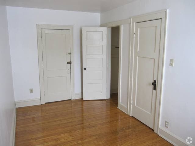 Bedroom - 1709 E Park Pl