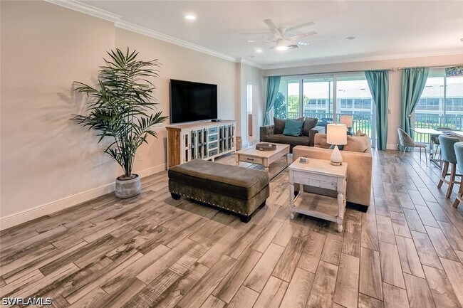 6960 Avalon Cir