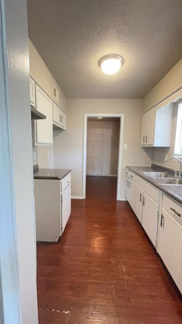 Photo - 4 Success is now offering this spacious 3 ...