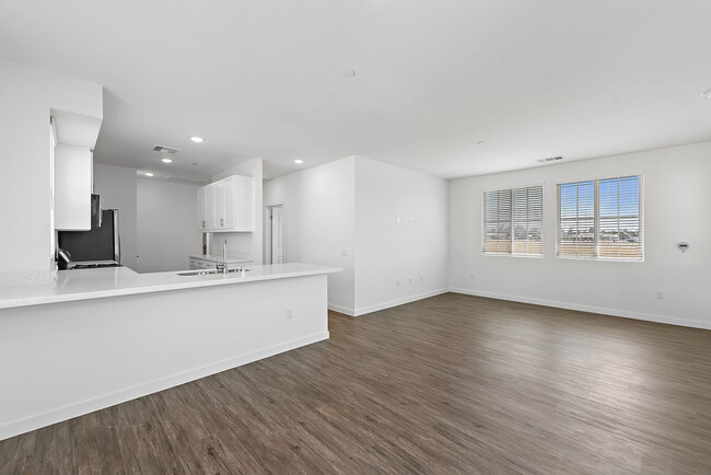 LEVANTE APARTMENT HOMES