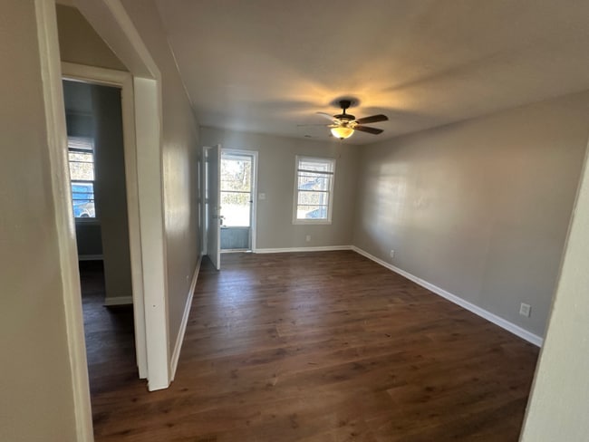 Photo - 123 S Sam Davis Ave Unidad 6