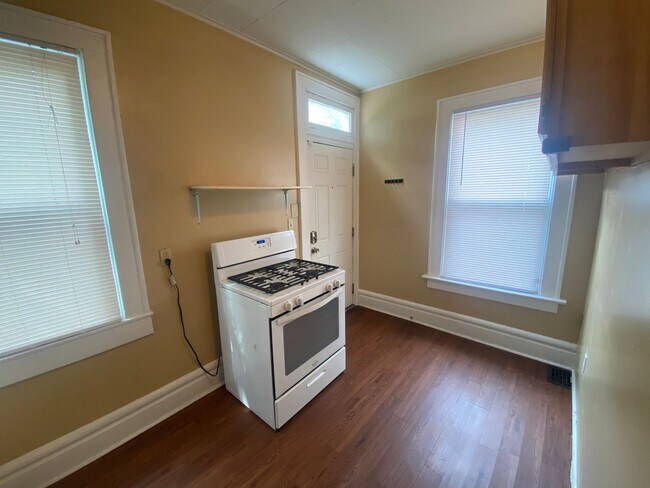 Photo - 65-67-67 W Oakland Ave Unidad 67 W. Oakland Ave.