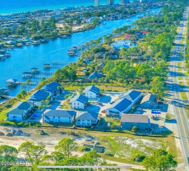 7813 N Lagoon Dr Unidad 4A