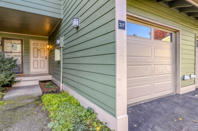 Photo - 217 Shepard Way NW Unit 217
