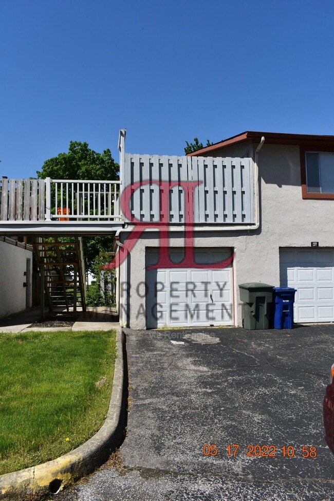 Photo - 2501 Burgandy Ln