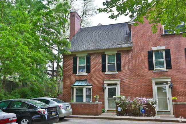 Building Photo - 8708 Prospect Ave Rental
