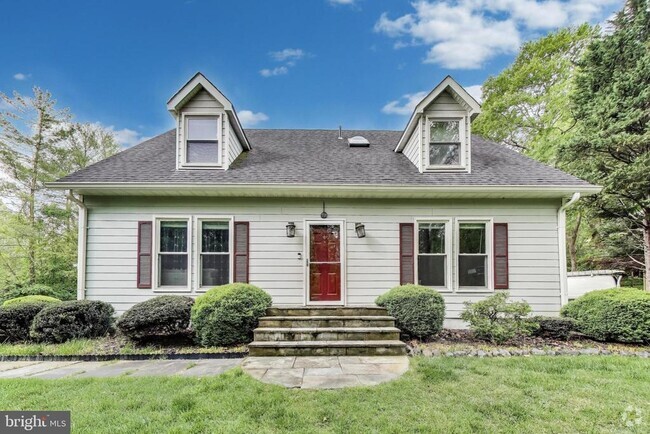 Building Photo - 7726 Seven Locks Rd Rental