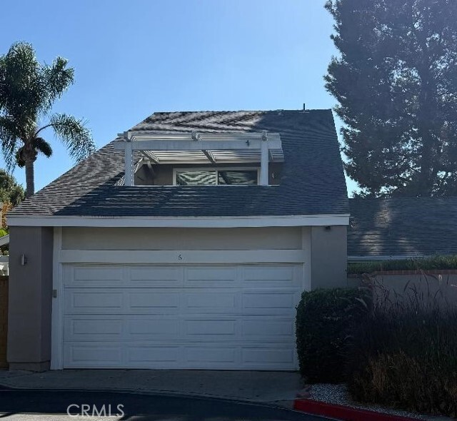 Building Photo - 6 Leda