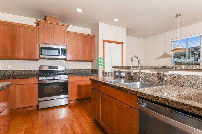 Photo - Stunning Bothell 5-Bedroom with flexible bonus room