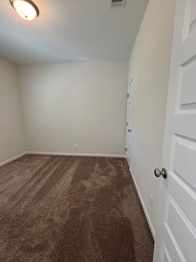 Photo - FOR RENT