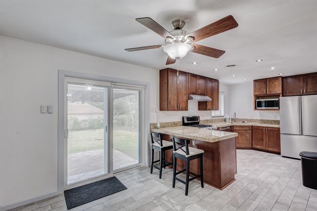 Photo - 8730 Gladwood Ln