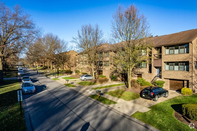 Fairways of Oakmont - Fairways of Oakmont